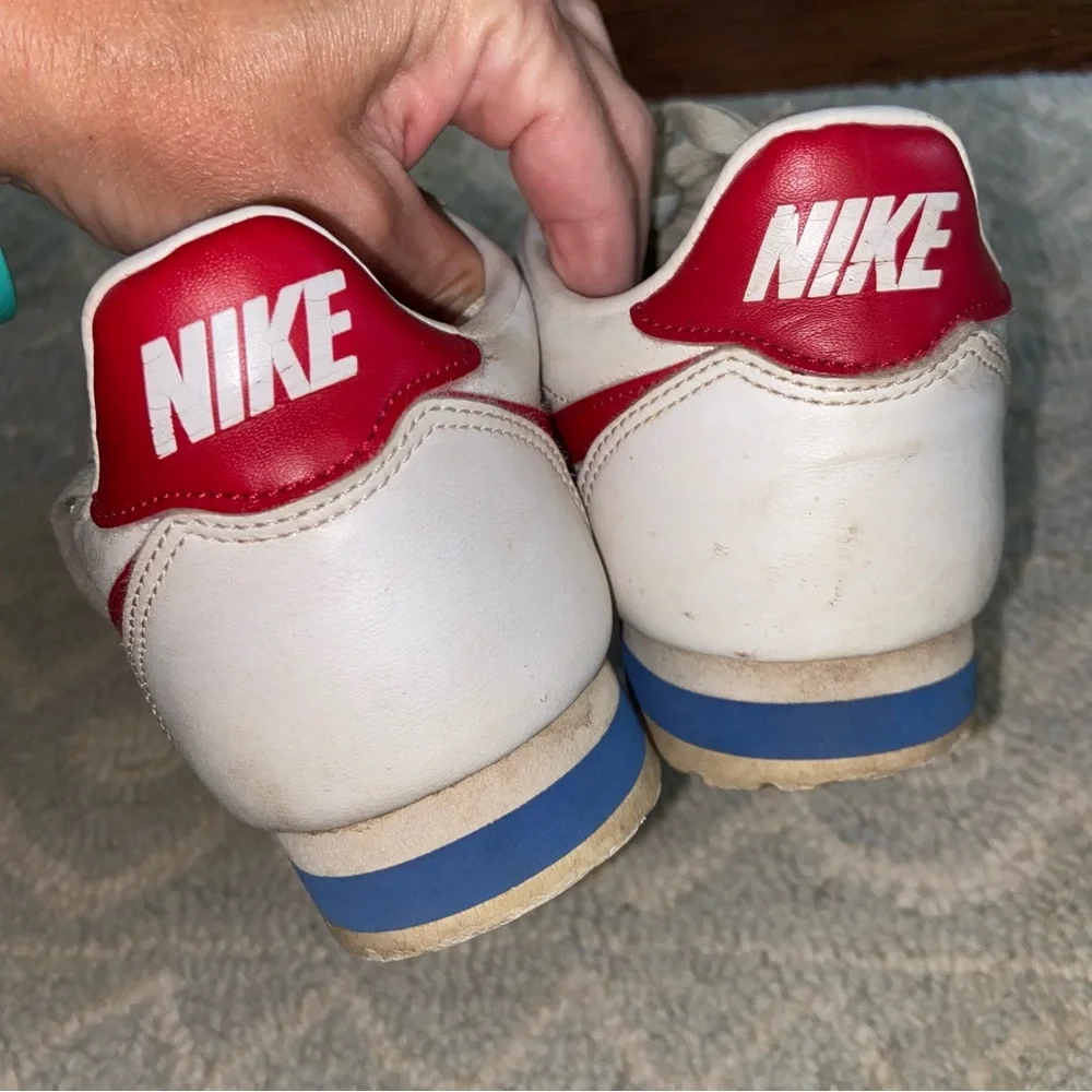 Nike Cortez Women’s 7.5 Classic white with red and blue sneakers retro
